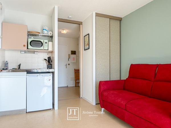 Appartement
                                                                                                                                                                                                                                                                                                                        1 pièce(s)                                                                                                                                                                                                                                                                                                                              21  m²