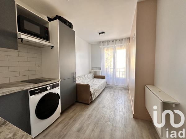 Appartement 1 pièce de 12 m² à Châtenay-Malabry (92290)