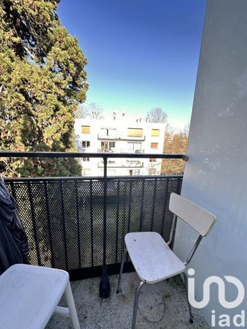 Appartement 1 pièce de 12 m² à Châtenay-Malabry (92290)