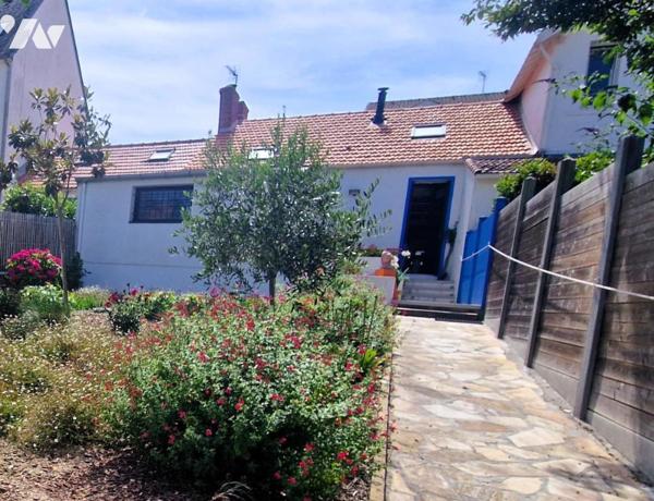 PORNIC, proche gare, vente d'une maison rénovée avec réserve de droit d'usage et d'habitation
