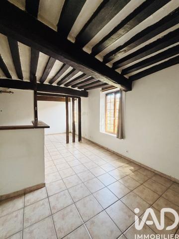 Location appartement 3 pièces 52 m² Compiègne