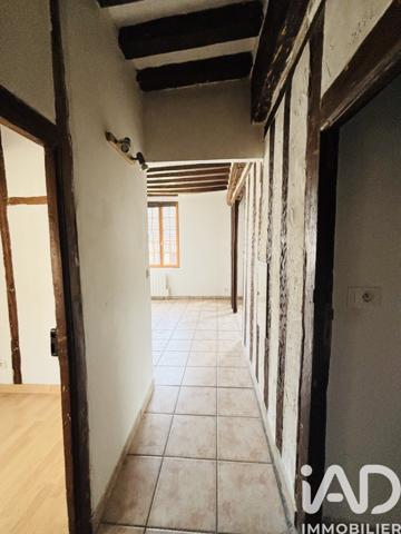 Location appartement 3 pièces 52 m² Compiègne