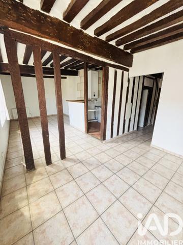 Location appartement 3 pièces 52 m² Compiègne