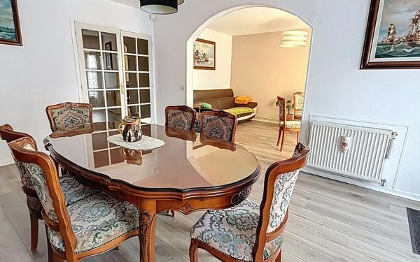 Maison à vendre    4 pièces •  Reims