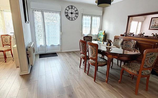 Maison à vendre    4 pièces •  Reims