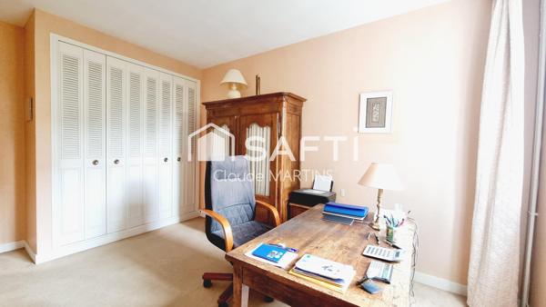 Maison familiale 7 pièces - 160m² environ - 5 chambres - Quartier Pavillonnaire - Chambres au RDC.