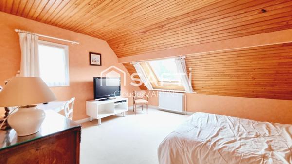 Maison familiale 7 pièces - 160m² environ - 5 chambres - Quartier Pavillonnaire - Chambres au RDC.