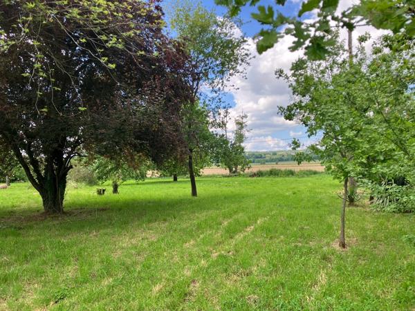 Mondavezan (31220) Terrain à batir 1750m²