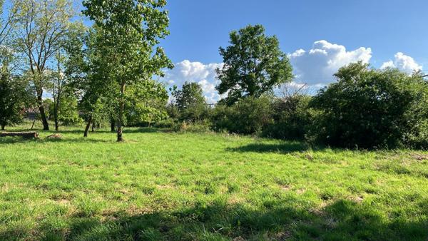 Mondavezan (31220) Terrain à batir 1750m²