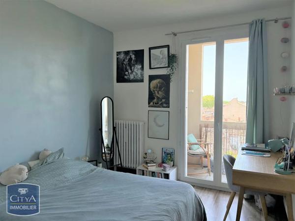 Appartement à louer 3 pièces 63.31m² Montauban (82000)