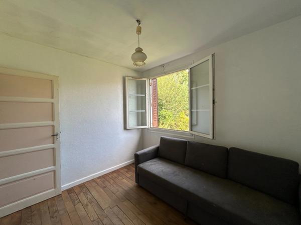 Maison de plain-pied 3 chambres avec sous-sol complet et jardin – Plémet