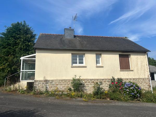 Maison de plain-pied 3 chambres avec sous-sol complet et jardin – Plémet