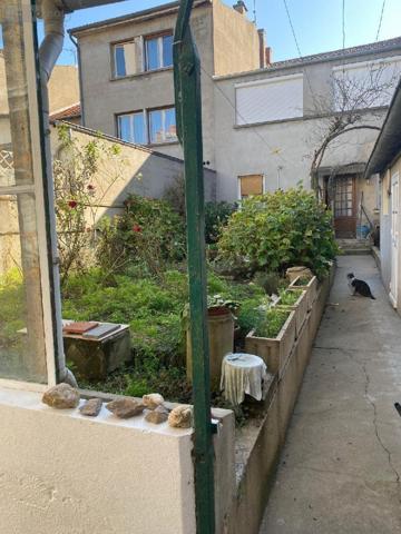 Maison à vendre à Digoin en Saône-et-Loire (71160), ref : M-E-OU   
CENTRE VILLE