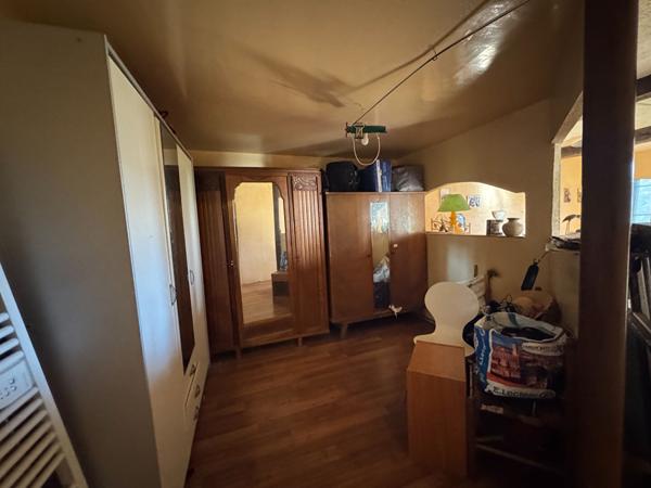 Labastide de Lévis . Maison de 415 m²