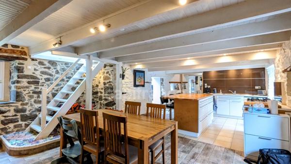 Dpt Finistère (29), à vendre à LE FAOU maison en pierre de 110 m² - 3 Chambres - Terrain de 880,00 m²