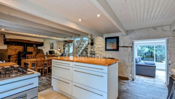 Dpt Finistère (29), à vendre à LE FAOU maison en pierre de 110 m² - 3 Chambres - Terrain de 880,00 m²