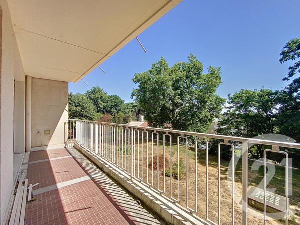 Appartement T4 à vendre  4 pièces - 101 m2 CHOLET - 49