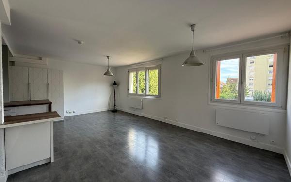 Appartement à louer    3 pièces •  Melun