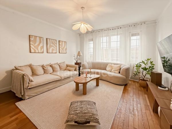 Immeuble à vendre MONTCEAU LES MINES (71)