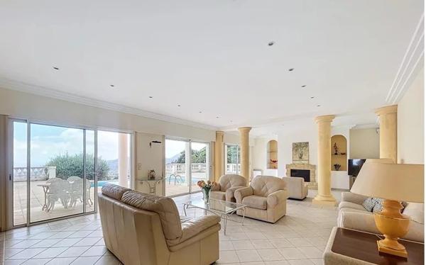 Immobilier Mandelieu-la-Napoule (06210) – Villa 368.93m2 – 1 968 750 €