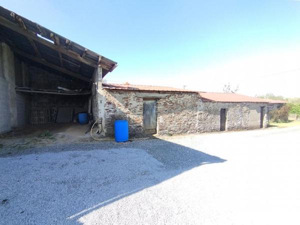 Bâtiments à rénover, 180m², Basse Goulaine (44115)
