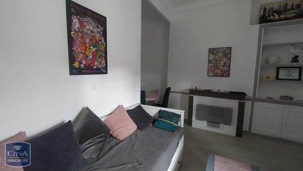 Appartement à louer 2 pièces 41.52m² Nîmes (30000)