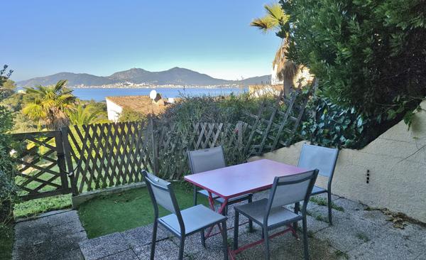 PORTICCIO Studio rénové vue mer avec jardinet Porticcio (20166)