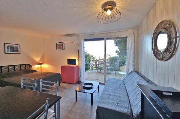 PORTICCIO Studio rénové vue mer avec jardinet Porticcio (20166)