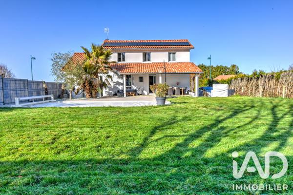 Maison à vendre 7 pièces 140 m² Verneuil-sur-Vienne