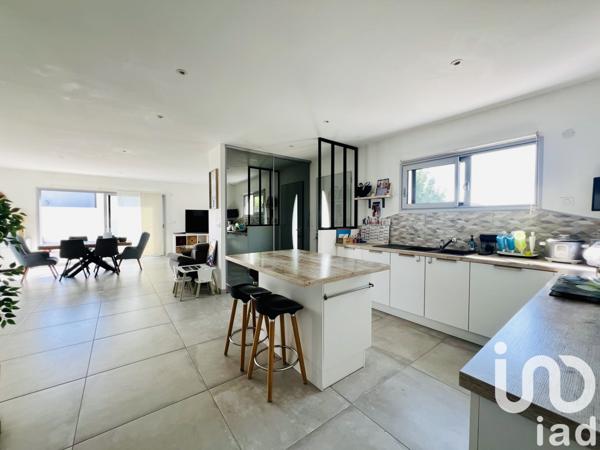 Maison à vendre 5 pièces 117 m² Ferrières