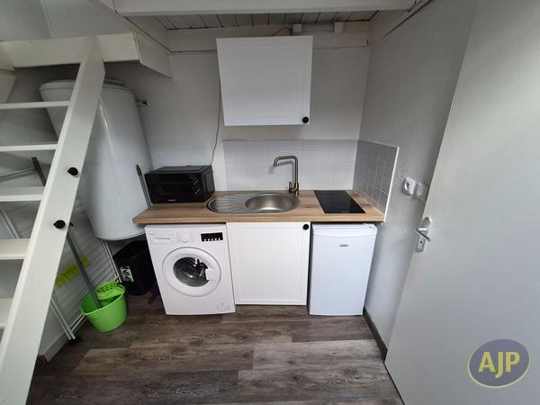 Appartement à louer Reze : 1 pièces, 15m² avec 0 chambre(s) à 500€ - AJP Immobilier Rezé