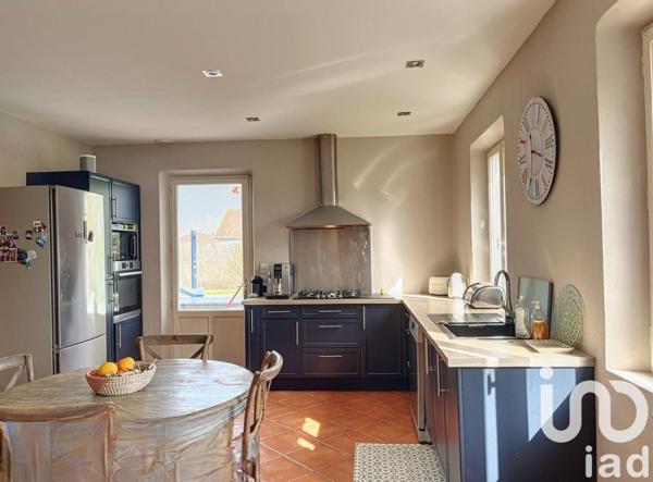 Maison de village 7 pièces de 240 m² à Andrest (65390)