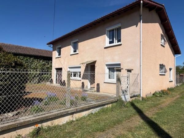 PLAISANCE (32) proche : MAISON TRADITIONNELLE 1960, dépendances, terrain clos avec jardin de 1.000m2 environ au calme, vue campagne
