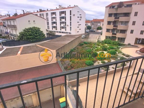 Vente                                                      Appartement
                        
                     4 pièces                      94 m2                     à Perpignan