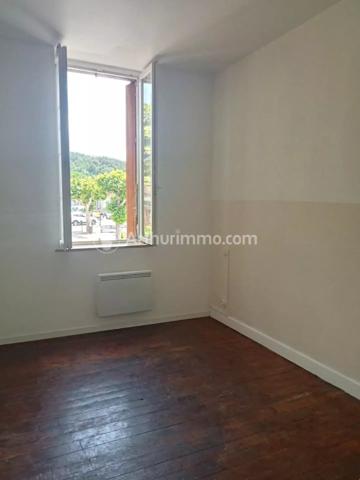 Location                                                      Appartement
                        
                     3 pièces                      58 m2                     à Briatexte