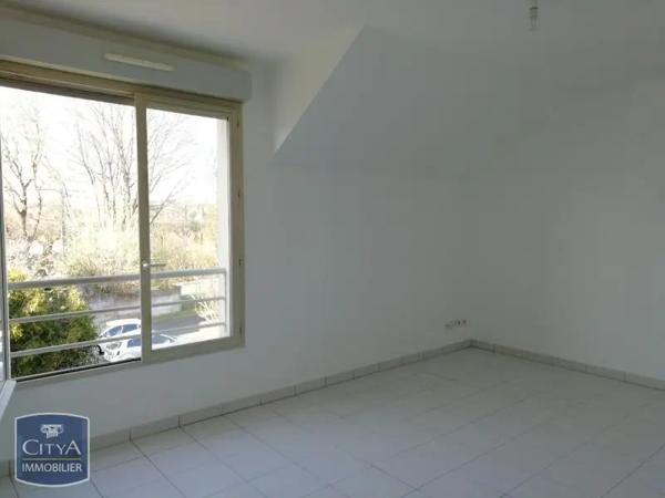 Appartement à louer 2 pièces 44.84m² Provins (77160)