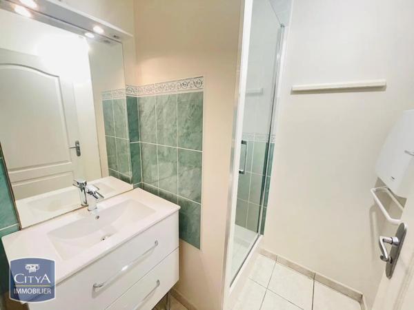 Appartement à louer 2 pièces 43.73m² Tours (37200)