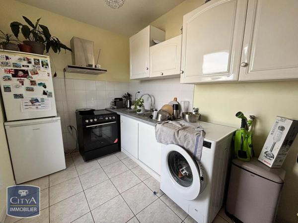 Appartement à louer 2 pièces 43.73m² Tours (37200)