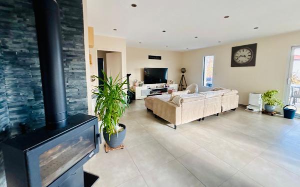 Maison à vendre    4 pièces •  Miribel