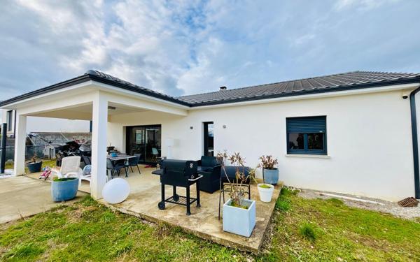 Maison à vendre    4 pièces •  Miribel