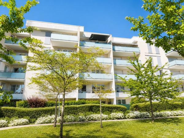 Appartement Dijon 3 pièce(s) 70 m² avec terrasse et parking en sous-sol