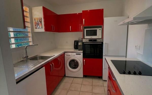 Appartement à vendre    3 pièces • 64,37 m2 Baie-Mahault