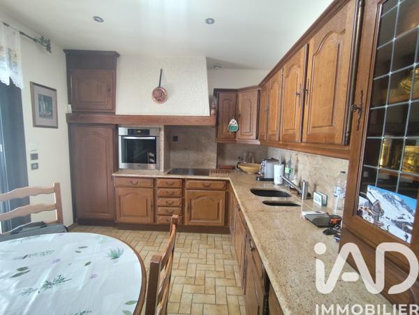 Maison à vendre 5 pièces 186 m² Feurs