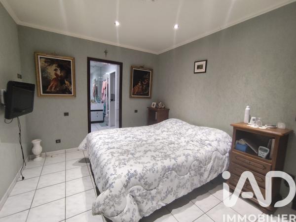 Maison à vendre 5 pièces 186 m² Feurs