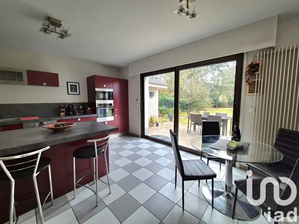 Maison à vendre 8 pièces 250 m² La Rochette