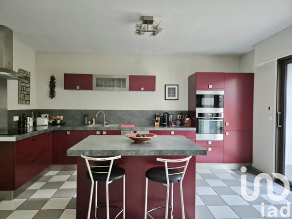 Maison à vendre 8 pièces 250 m² La Rochette