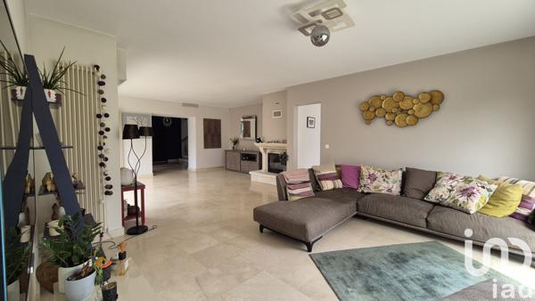 Maison à vendre 8 pièces 250 m² La Rochette