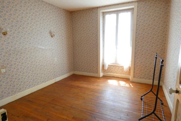 MAISON PIERRE Jussac (15250)