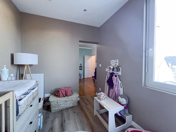 Angers Maison Bourgeoise - 3 chambres - 2 bureaux- Sous-sol Complet