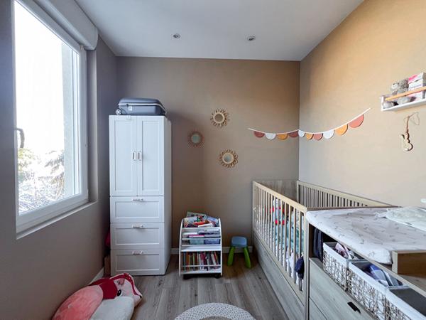 Angers Maison Bourgeoise - 3 chambres - 2 bureaux- Sous-sol Complet